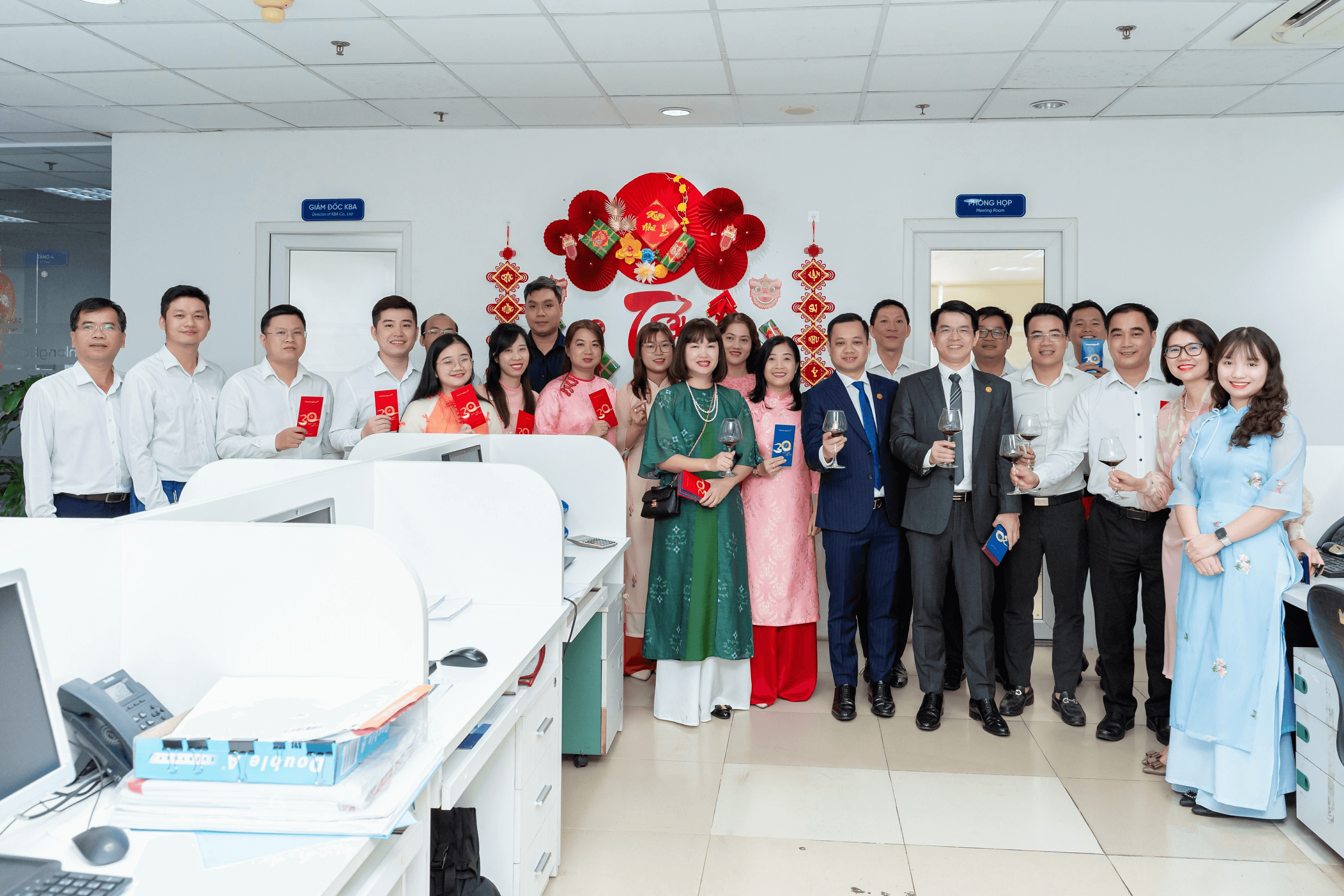 Ban Lãnh Đạo KienlongBank Đến Chúc Tết Công Ty KBA Nhân Dịp Khai Xuân ẤT TỴ